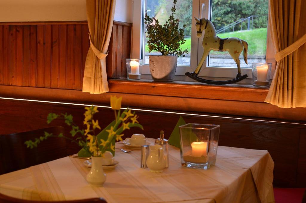Gasthof Zum Goldenen Kreuz Wilhelmsdorf  Zewnętrze zdjęcie